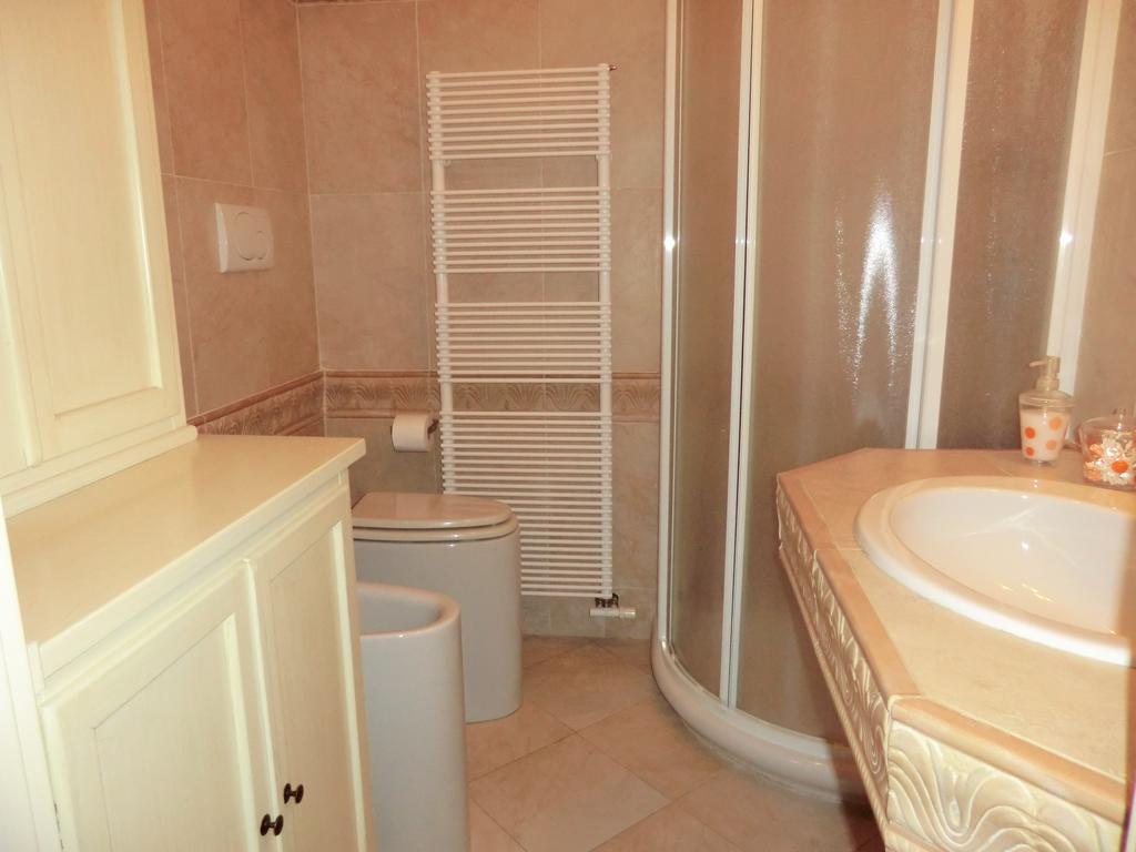 Апартаменты Doctor House Desenzano Дезенцано-дель-Гарда Экстерьер фото