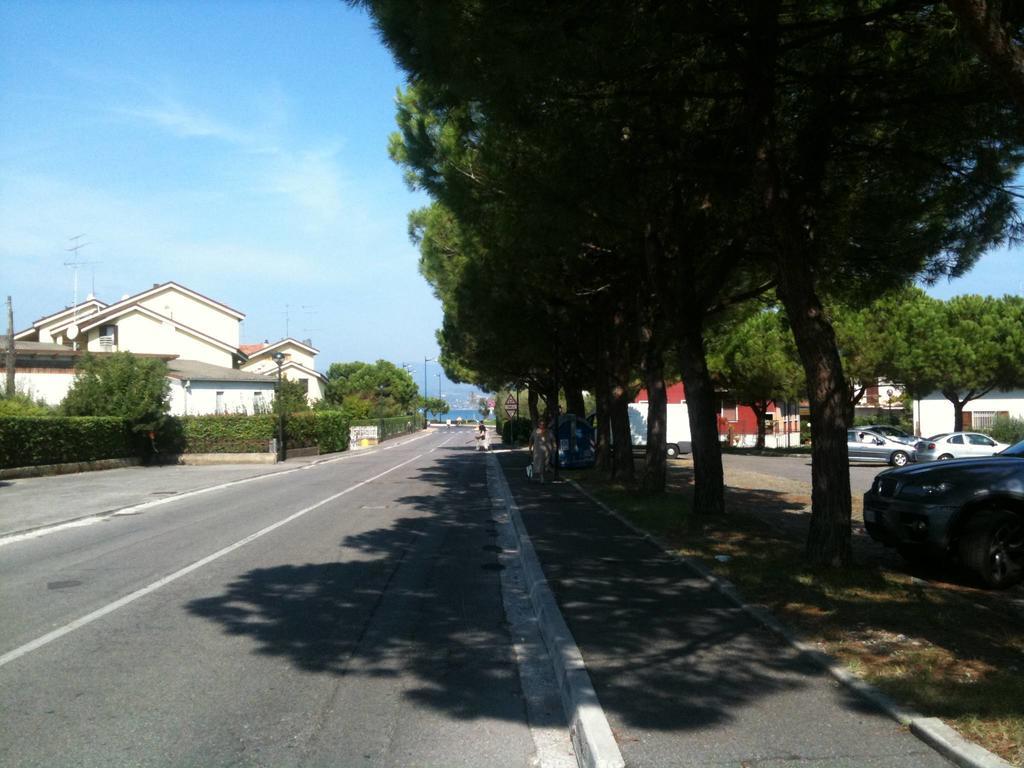 Апартаменты Doctor House Desenzano Дезенцано-дель-Гарда Экстерьер фото